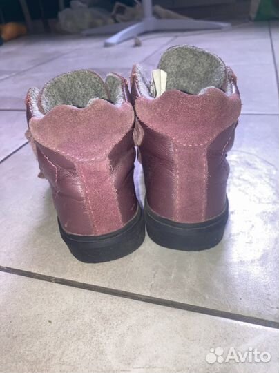 Ботинки демисезонные для девочки 22 размер