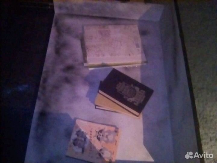 Продаю тумба- журнальный стол- комод- дизайнерский