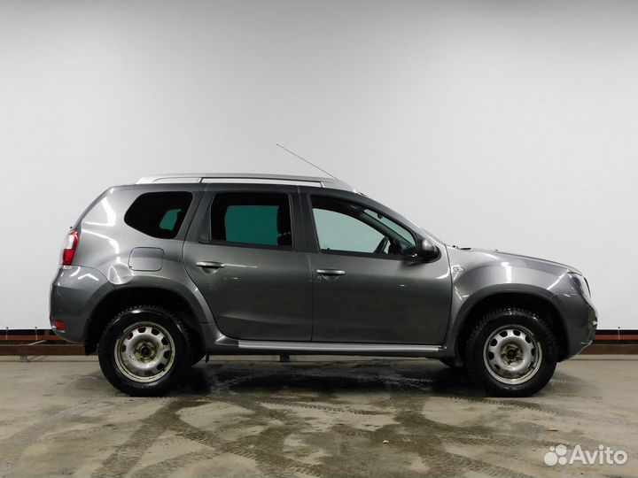 Nissan Terrano 2.0 AT, 2017, 42 849 км