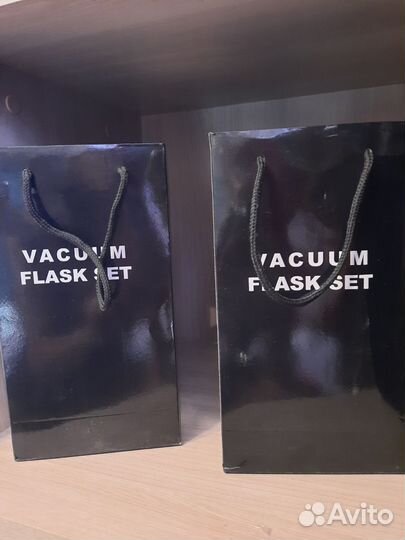 Термос 0.5 lara vacuum