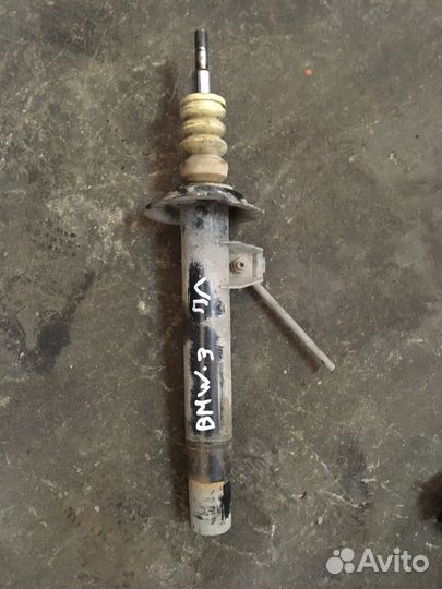 Амортизатор передний левый