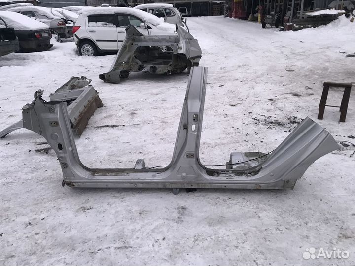 Порог со стойкой левый Geely Emgrand EC7 2009–2017