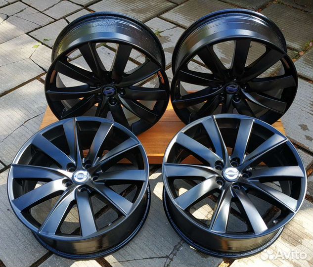 Диск литой 4 шт Volvo XC 90 оригинал