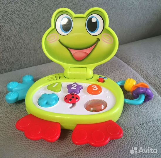 Игрушечный ноутбук для малышей