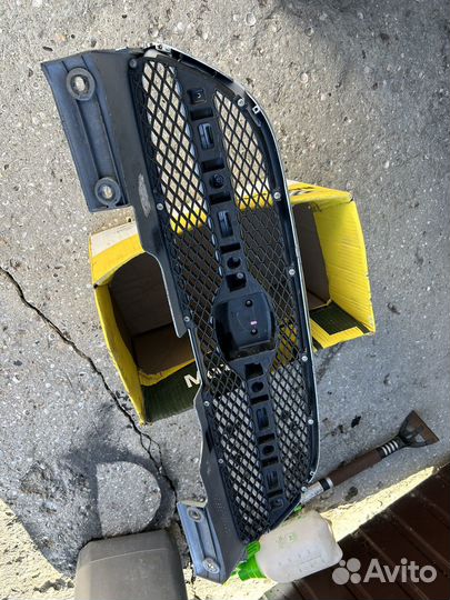 Решетка радиатора hyunday getz