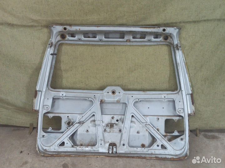 Крышка багажника ваз 2111