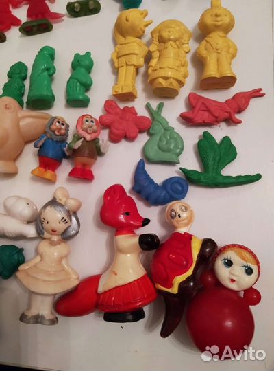Игрушки, фигурки СССР, колкий пластик, резина