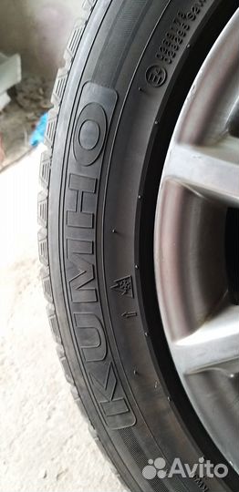 Kumho I'Zen KW31 215/55 R16