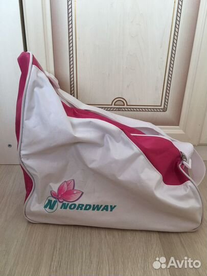 Коньки с чехлом