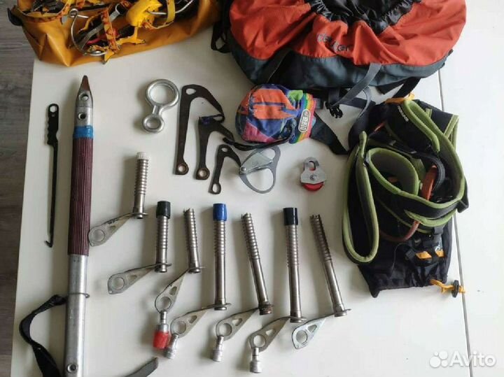 Снаряжение для скал и альпинизма