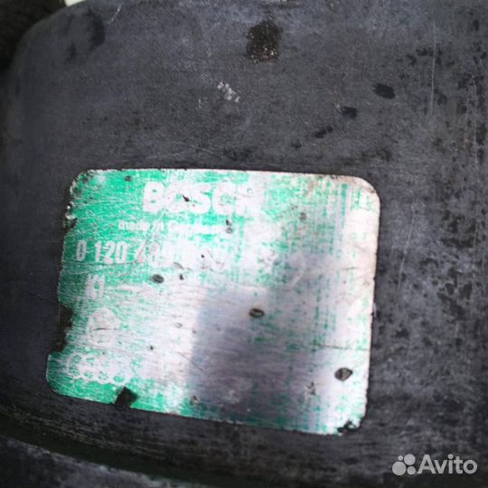 Генератор Фольксваген Транспортер Т2 Т3 79-92