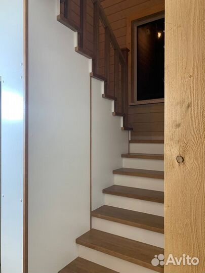 Лестница с реечным ограждением