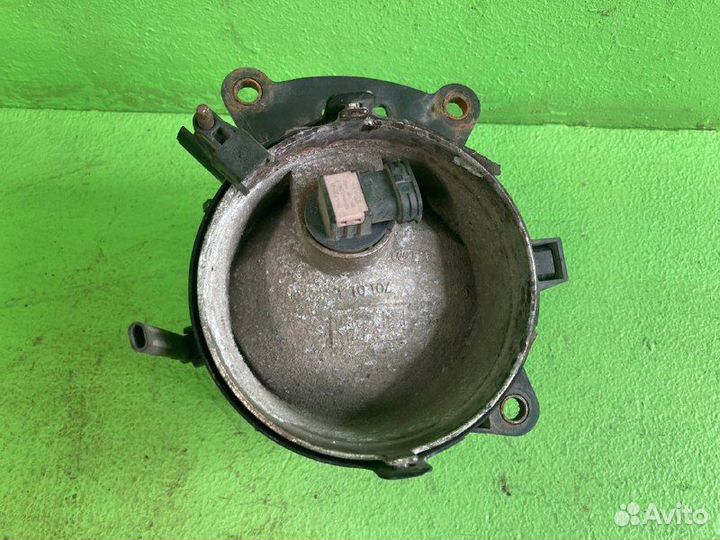 Фара противотуманная mercedes-benz actros MP 4