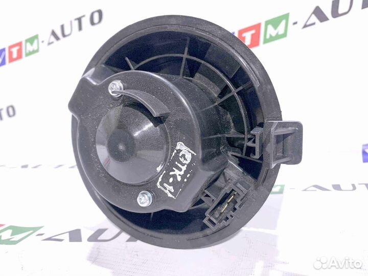 Luzar Мотор отопителя BMW 7 E65 E66