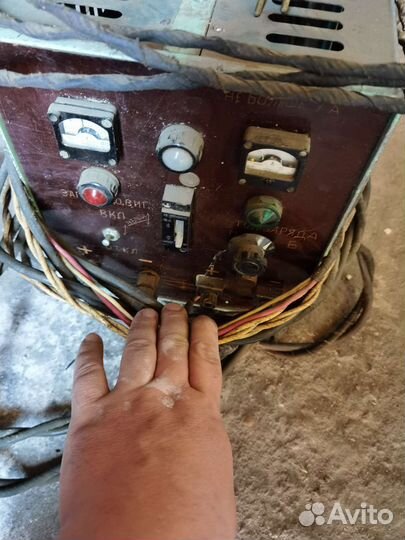 Пускозарядное устройство 12 24 вольт