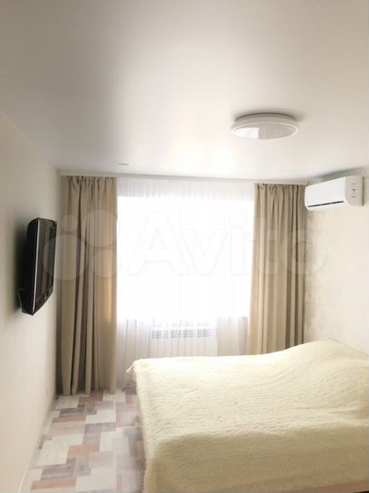 2-к. квартира, 43 м², 6/10 эт.