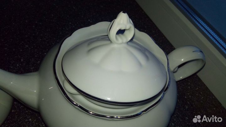Чешский фарфор чайник большой молочник