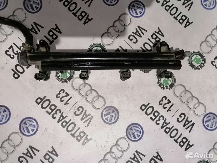 Топливная рейка с форсунками Фольксваген Поло 5