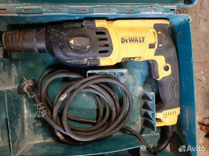 Перфоратор dewalt