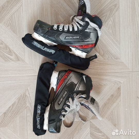 Коньки вратарские хоккейные