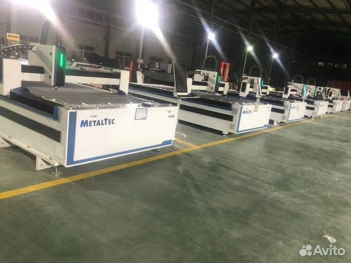 Лазерный оптоволоконный станок