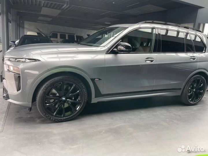 BMW X7 4.4 AT, 2023, 55 км