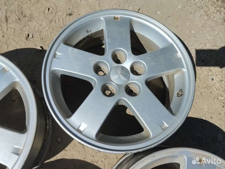 Mitsubishi r16 6.5j et38 оригинальные литые диски