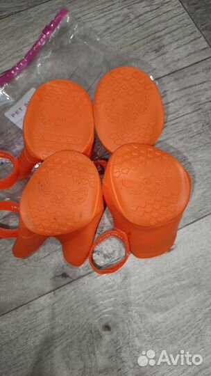 Ботиночки/сапожки/обувь для собак средних пород