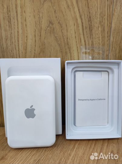 Внешний аккумулятор Apple MagSafe Battery Pack