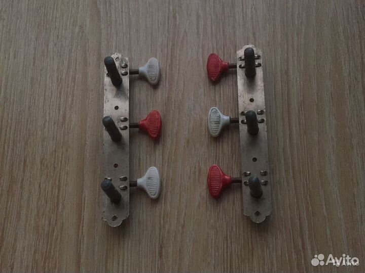 Колки и струны для гитар