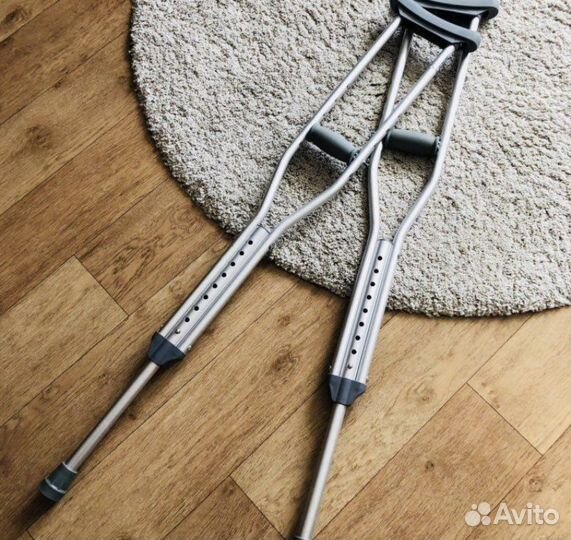 Костыли подмышечные