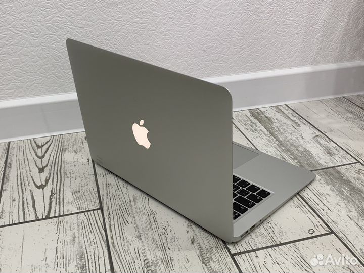 Macbook Air i5,8/250 gb + Photoshop