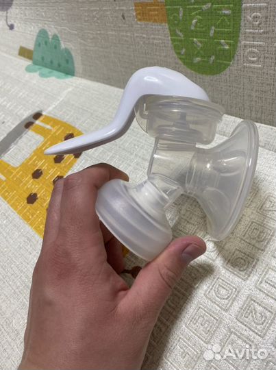 Молокоотсос Avent ручной
