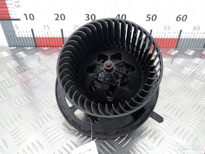 Моторчик печки для BMW 1-Series (E81/E82/E87/E88)