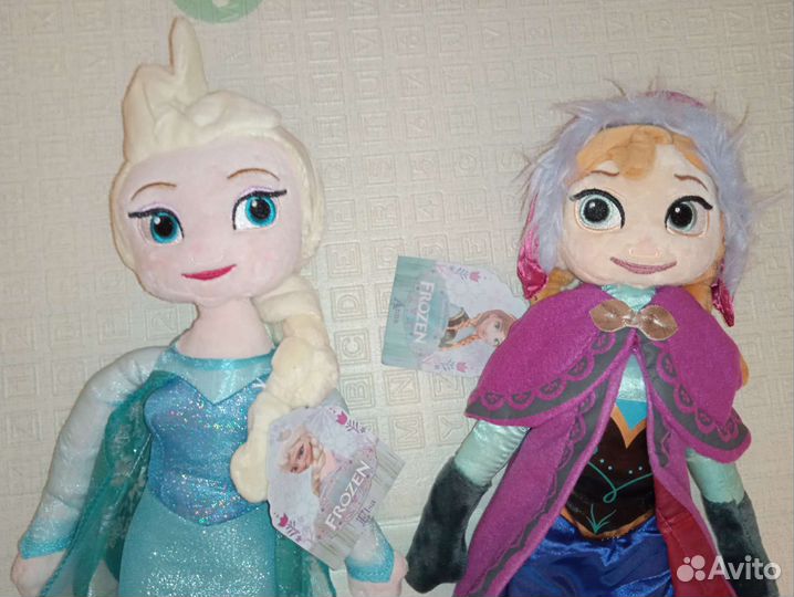 Куклы Эльза и Анна из м/ф Холодное сердце