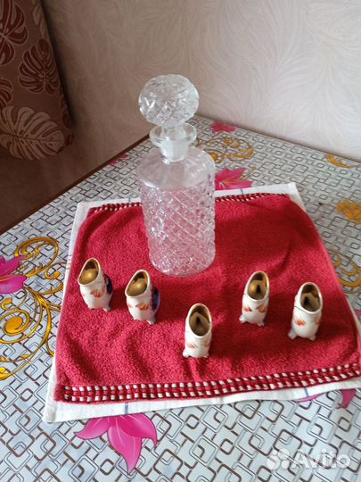 Графин из чешского хрусталя и стопочки 