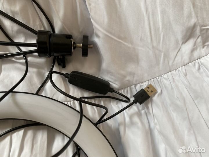 Светодиодное селфи кольцо с подставкой