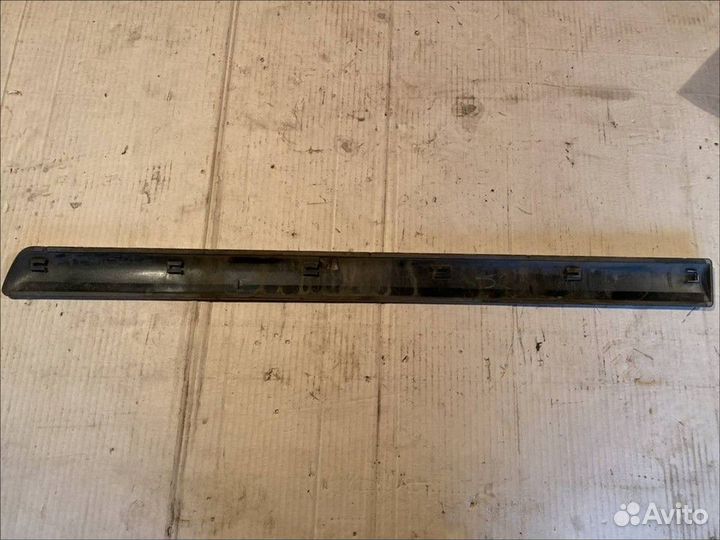 Молдинг двери передний левый LADA 2114