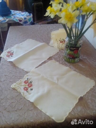 Салфетки сервировочные с вышивкой