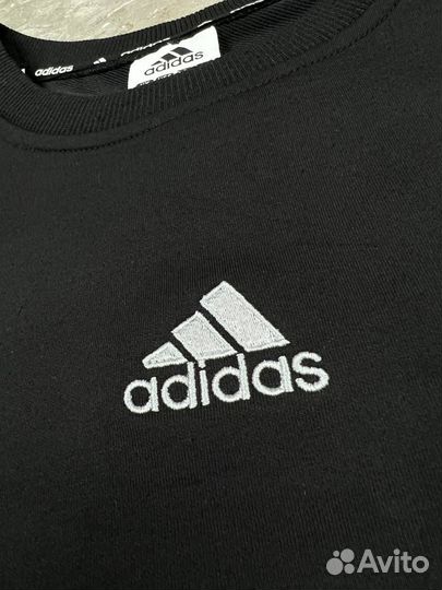 Свитшот Adidas спортивный