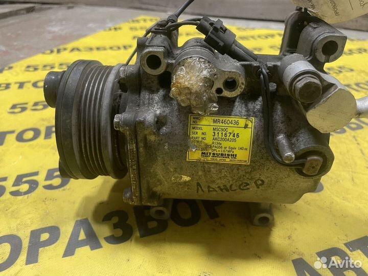 Компрессор кондиционера Mitsubishi Cedia