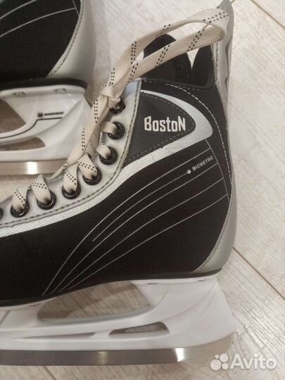 Коньки хоккейные