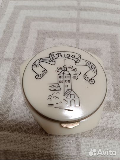 Винтажная пудреница СССР Riga, какао, коробочка