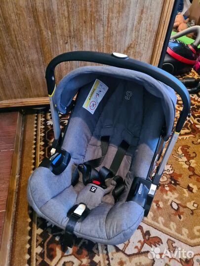 Коляска автокресло doona с базой isofix