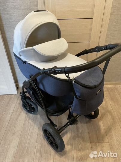 Коляска Peppy Sandra