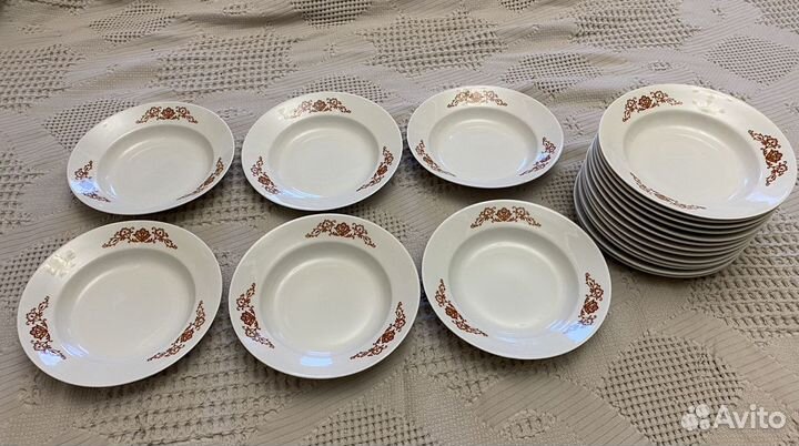 Тарелка СССР полупорционная новая для 1 блюд