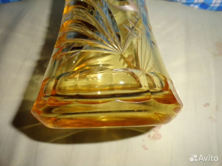 Графин цветной резной хрусталь