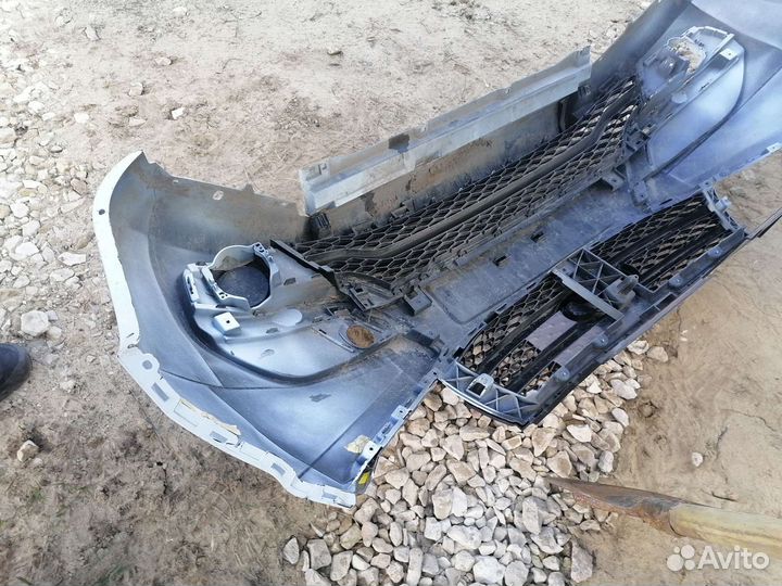 Бампер передний LADA X-Ray 620228136R