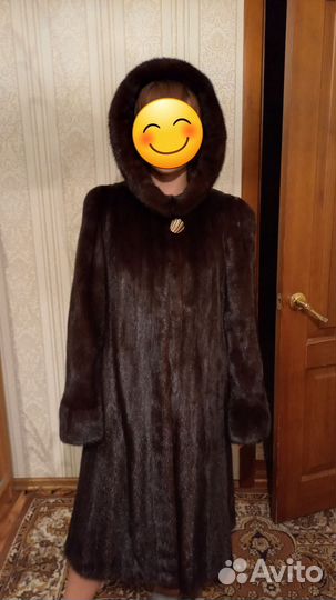 Продаю норковую шубу