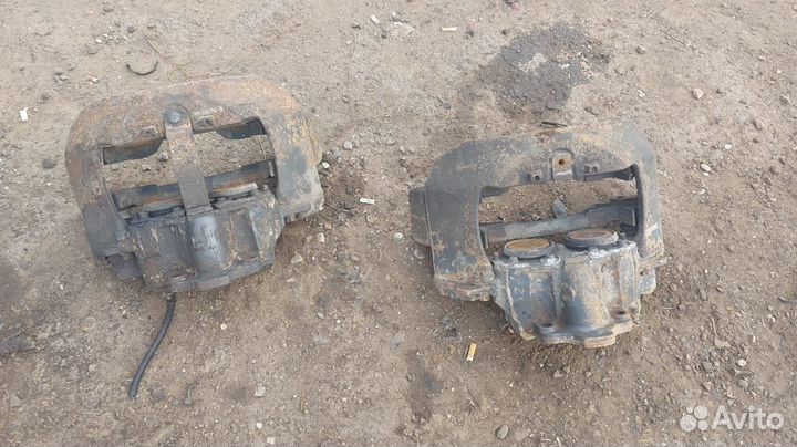 Суппорт передний / задний